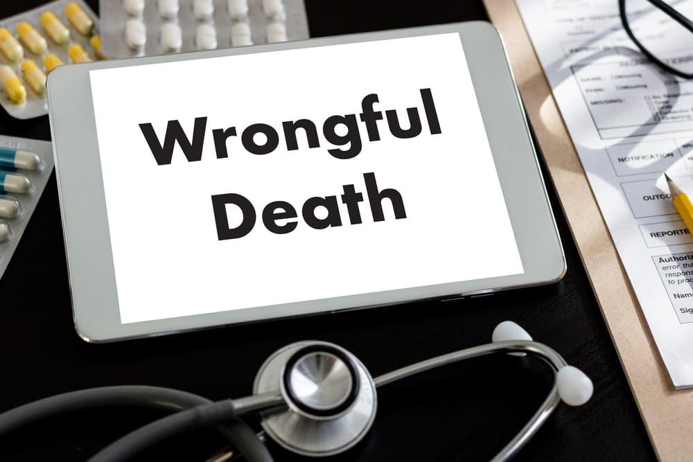 Wrongful Death Doctor talk and patient medical working at office